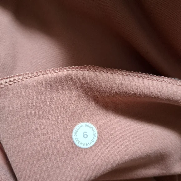 Lululemon SET! - Picture 4 of 5